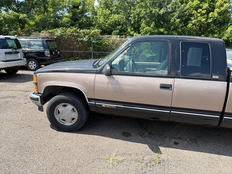 Chevrolet C/K 1500 Ext. Cab 6.5-ft. Bed 4WD 1996