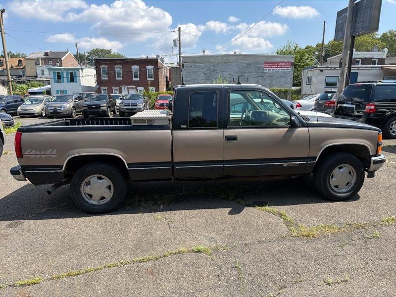 Chevrolet C/K 1500 Ext. Cab 6.5-ft. Bed 4WD 1996