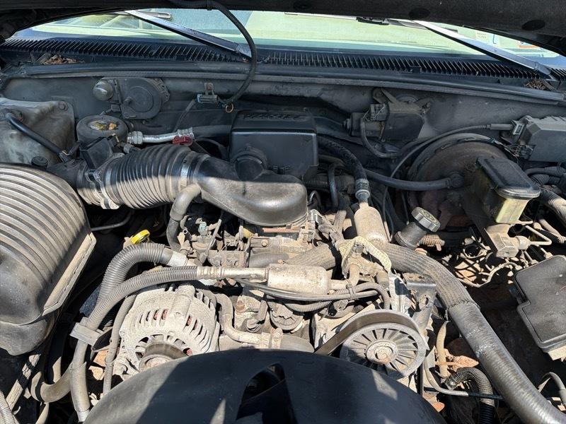 Chevrolet C/K 1500 Ext. Cab 6.5-ft. Bed 4WD 1996