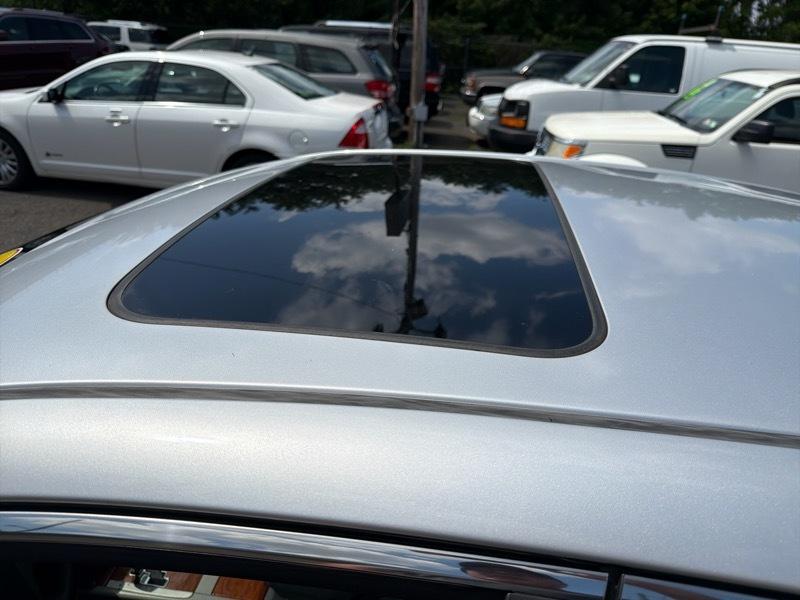 Toyota Camry Base 6-Spd AT 2011