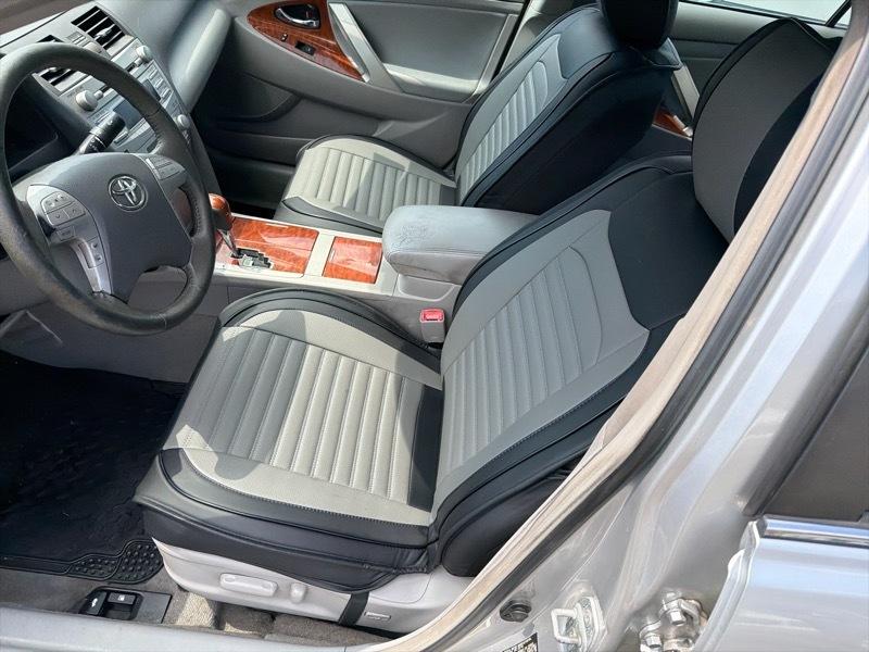 Toyota Camry Base 6-Spd AT 2011