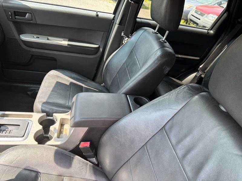 Ford Escape XLT 4WD 2010