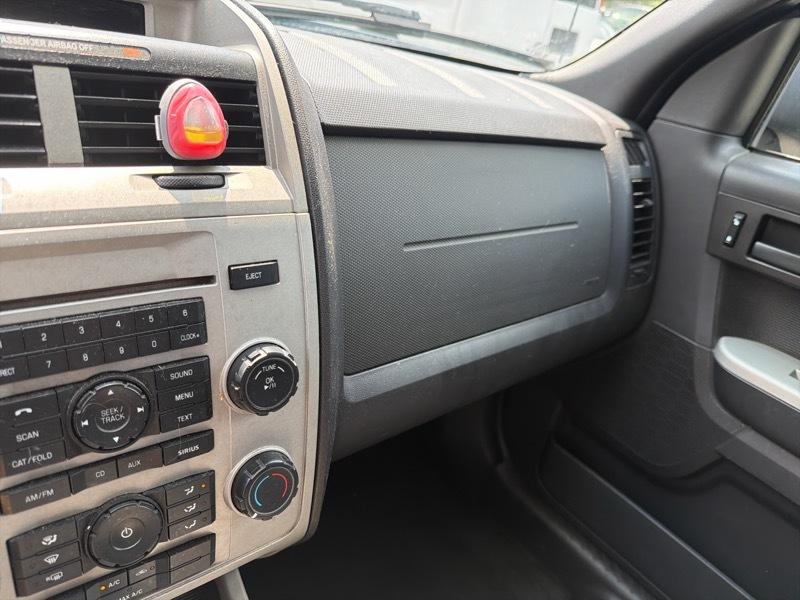 Ford Escape XLT 4WD 2010