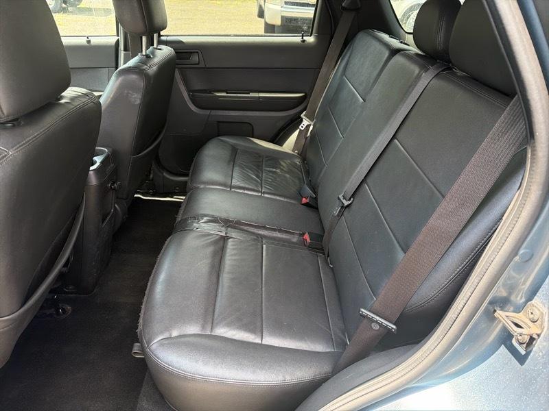 Ford Escape XLT 4WD 2010