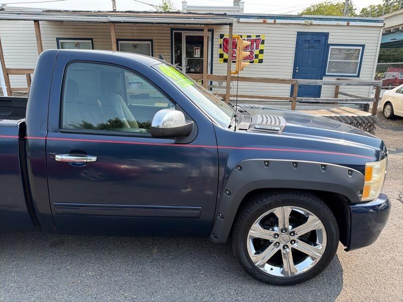Chevrolet Silverado 1500 LT1 2WD 2010