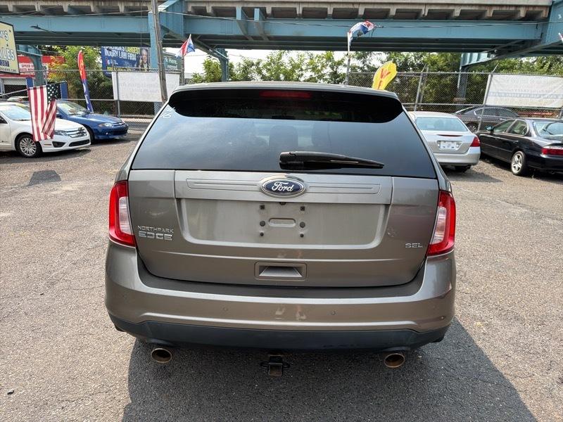 Ford Edge SEL FWD 2013