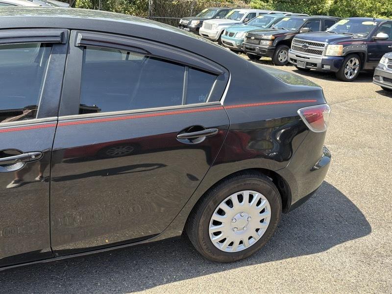 Mazda MAZDA3 i Sport 4-Door 2011