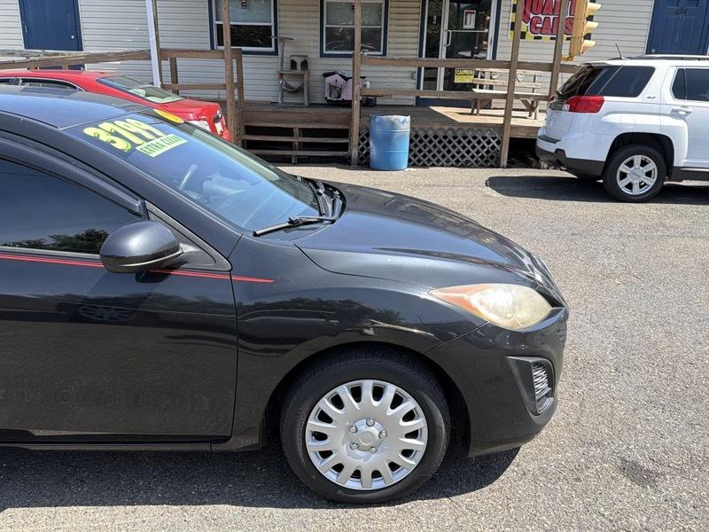 Mazda MAZDA3 i Sport 4-Door 2011