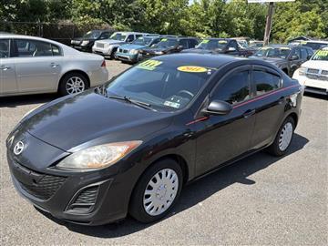 2011 Mazda MAZDA3 i Sport 4-Door
