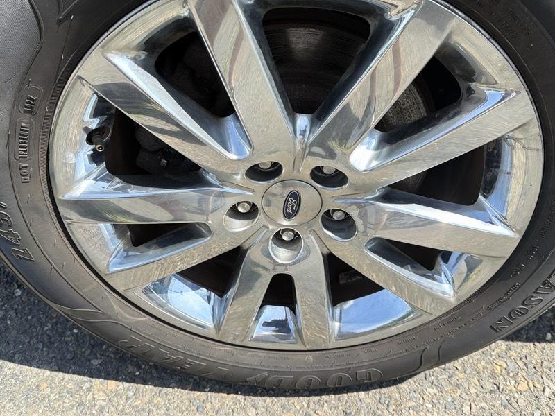 Ford Edge SEL FWD 2013