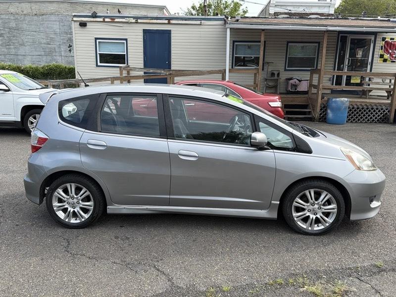 Honda Fit Sport 5-Speed AT 2010