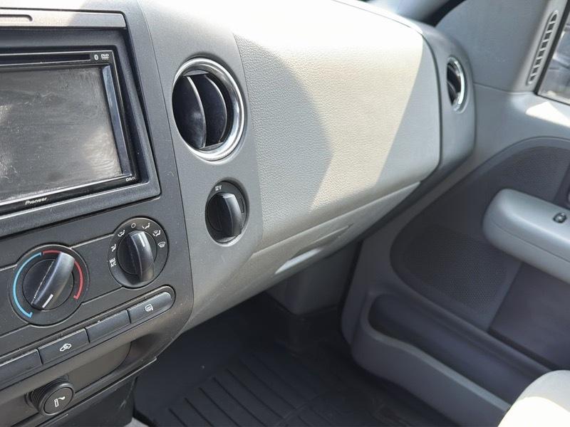 Ford F-150 XL SuperCrew Short Bed 4WD 2008