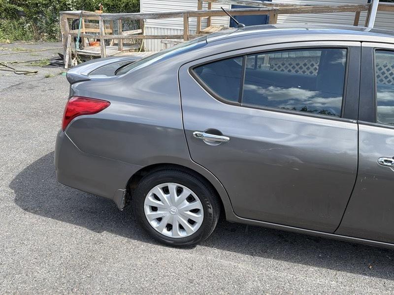 Nissan Versa 1.6 S 5M 2016