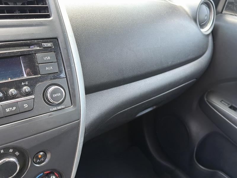 Nissan Versa 1.6 S 5M 2016