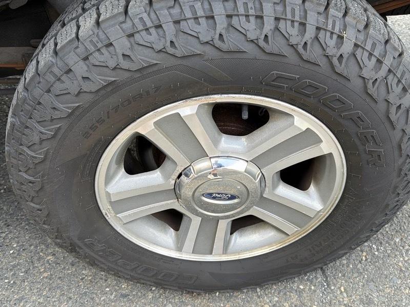 Ford F-150 FX4 SuperCrew 4WD 2005