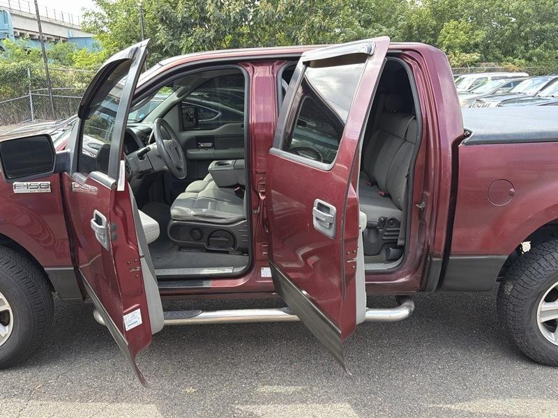 Ford F-150 FX4 SuperCrew 4WD 2005