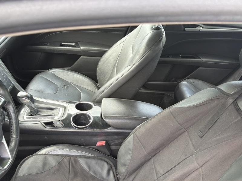 Ford Fusion Titanium AWD 2014