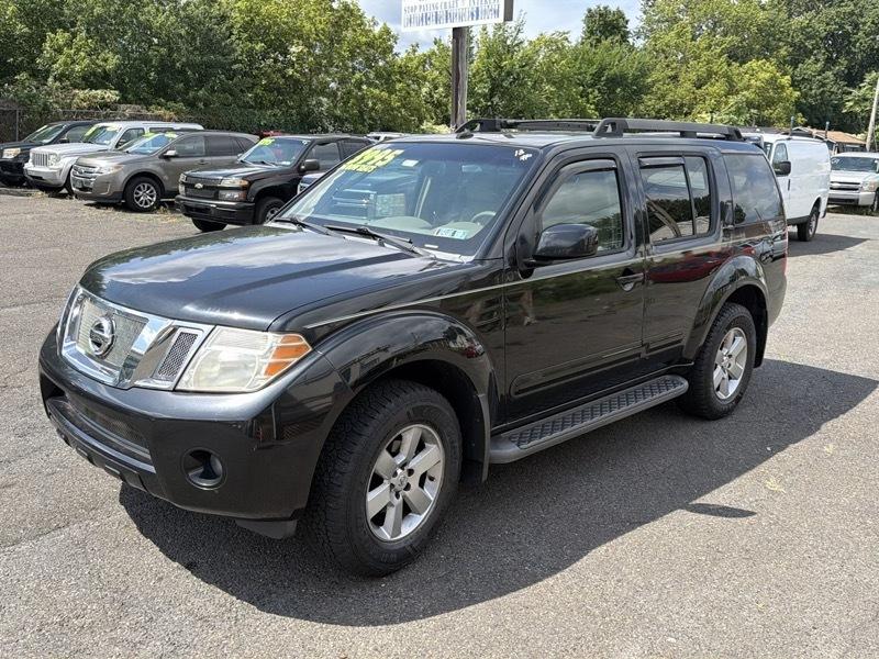 Nissan Pathfinder LE 4WD 2008