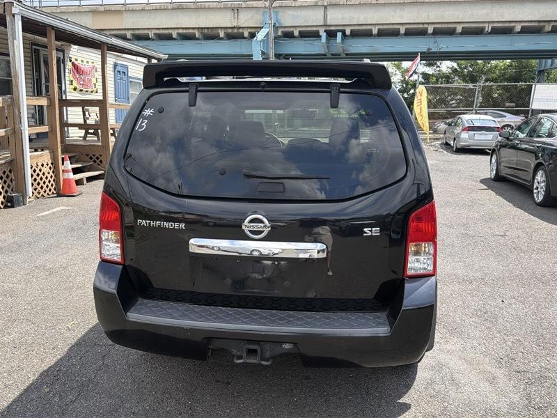 Nissan Pathfinder LE 4WD 2008