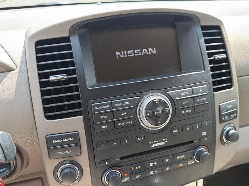 Nissan Pathfinder LE 4WD 2008