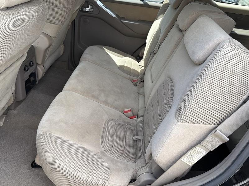 Nissan Pathfinder LE 4WD 2008