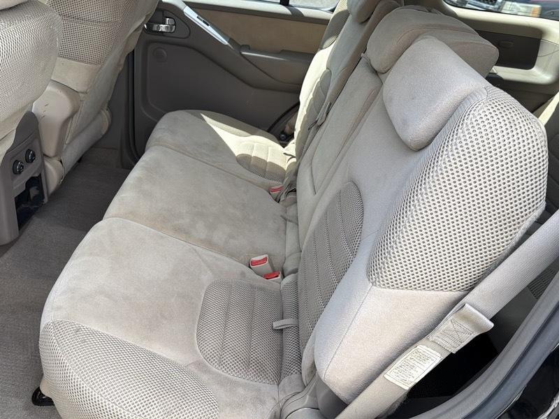 Nissan Pathfinder LE 4WD 2008