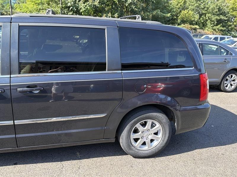 Chrysler Town & Country Touring 2013