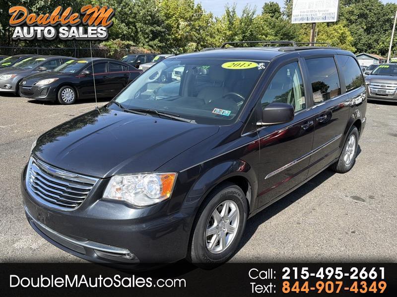 2013 Chrysler Town & Country Touring