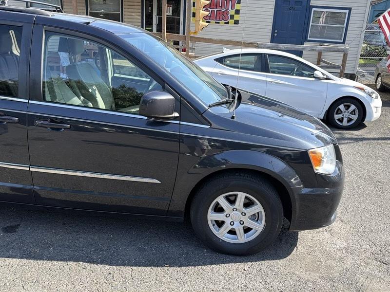 Chrysler Town & Country Touring 2013