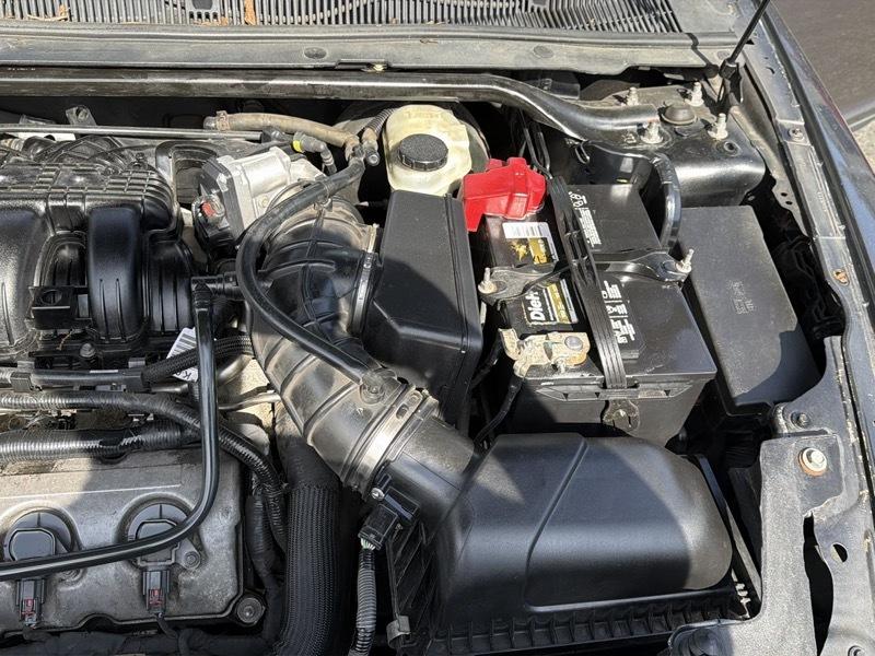 Ford Taurus SEL FWD 2012