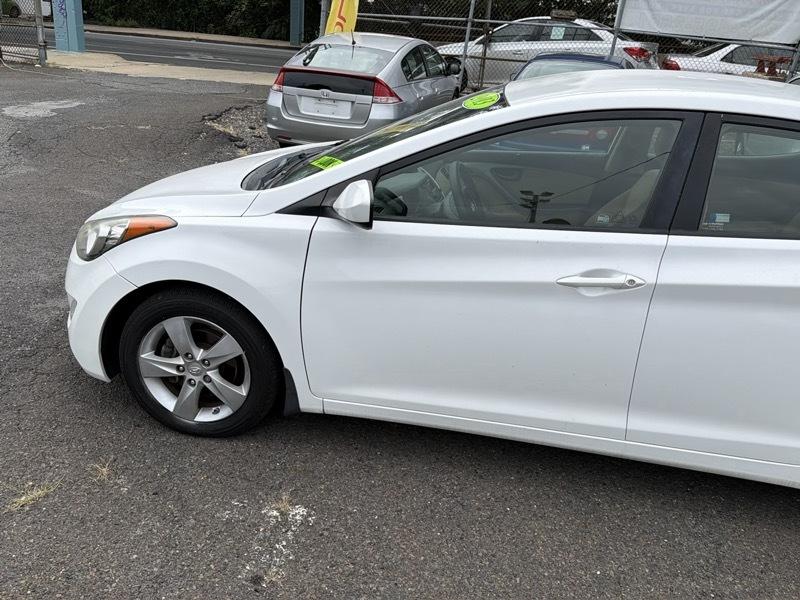 Hyundai Elantra Limited 2013
