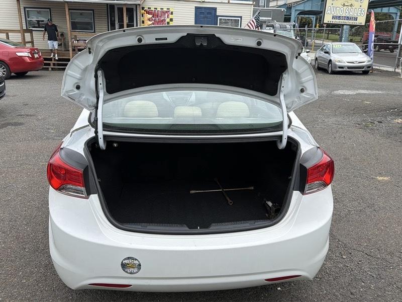 Hyundai Elantra Limited 2013