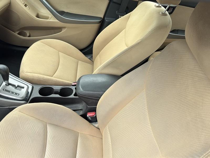 Hyundai Elantra Limited 2013