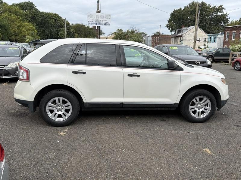 Ford Edge SE FWD 2010