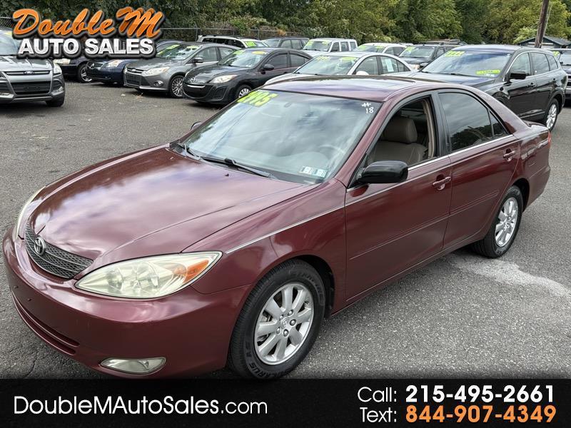 Toyota Camry LE V6 2004