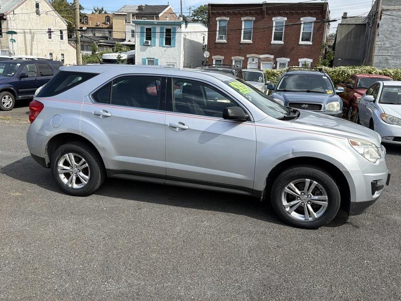 Chevrolet Equinox LS FWD 2010