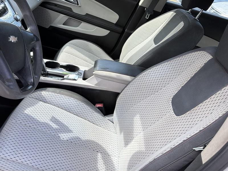 Chevrolet Equinox LS FWD 2010