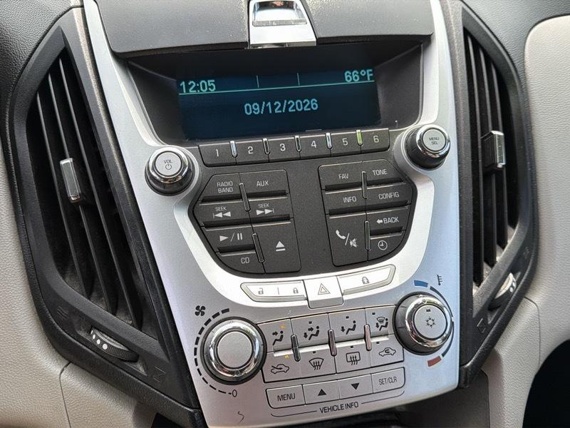 Chevrolet Equinox LS FWD 2010