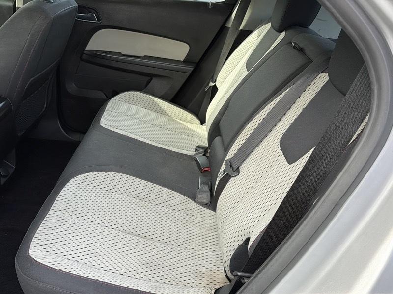Chevrolet Equinox LS FWD 2010