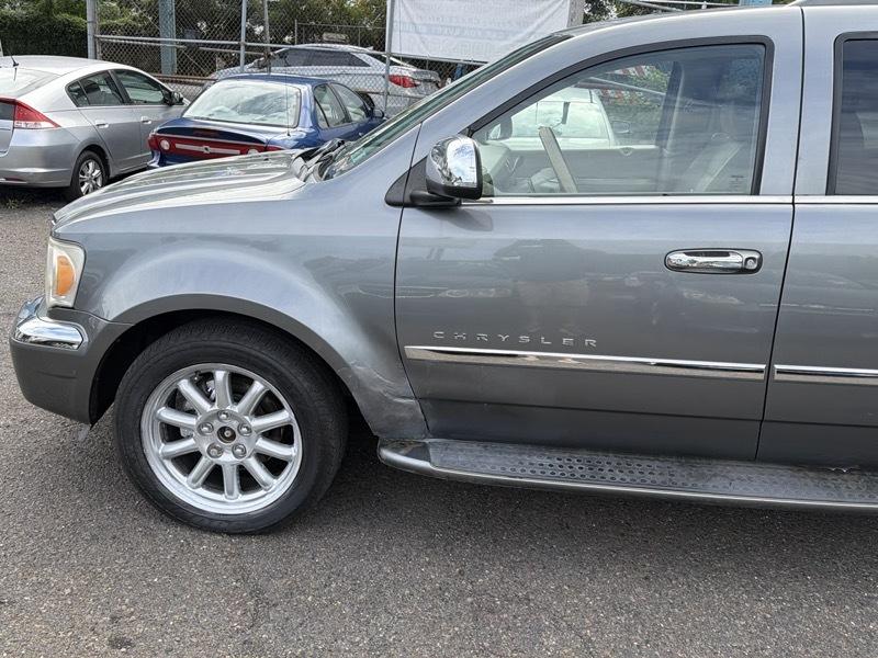 Chrysler Aspen Limited 4WD 2008