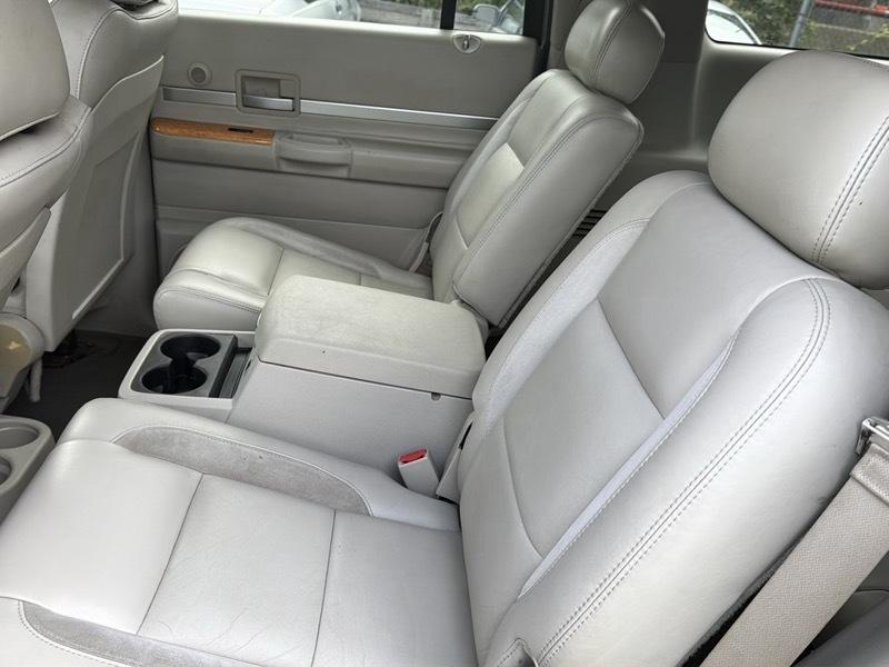 Chrysler Aspen Limited 4WD 2008