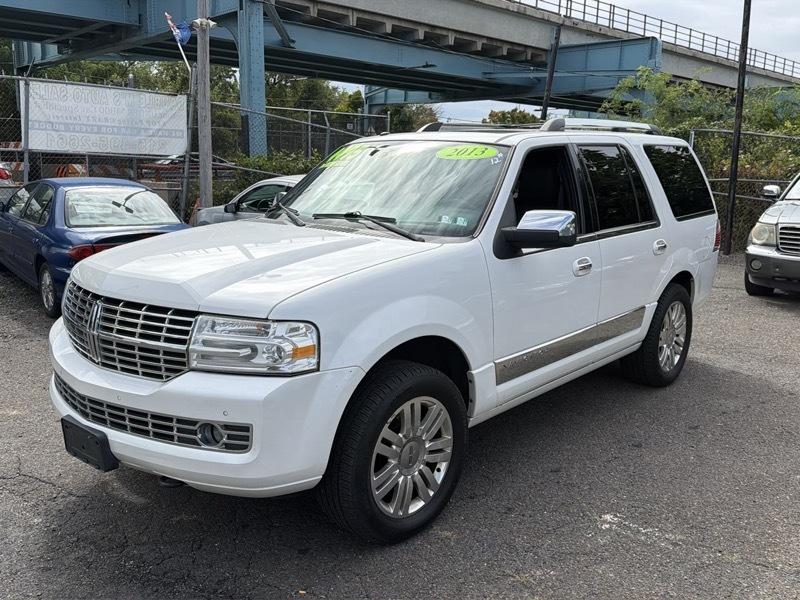 Lincoln Navigator 4WD 2013