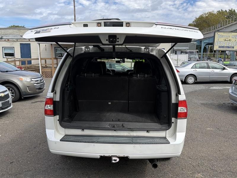 Lincoln Navigator 4WD 2013