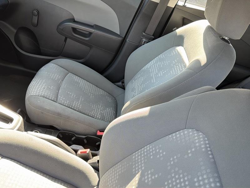 Chevrolet Sonic LS Auto 5-Door 2015