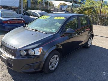 2015 Chevrolet Sonic LS Auto 5-Door