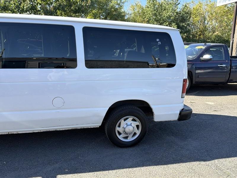 Ford Econoline E-150 Chateau 2007