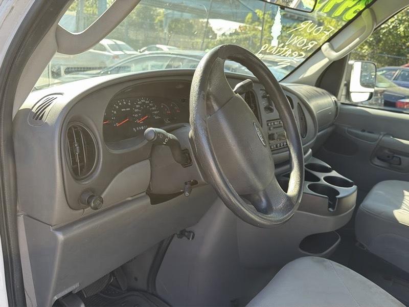 Ford Econoline E-150 Chateau 2007