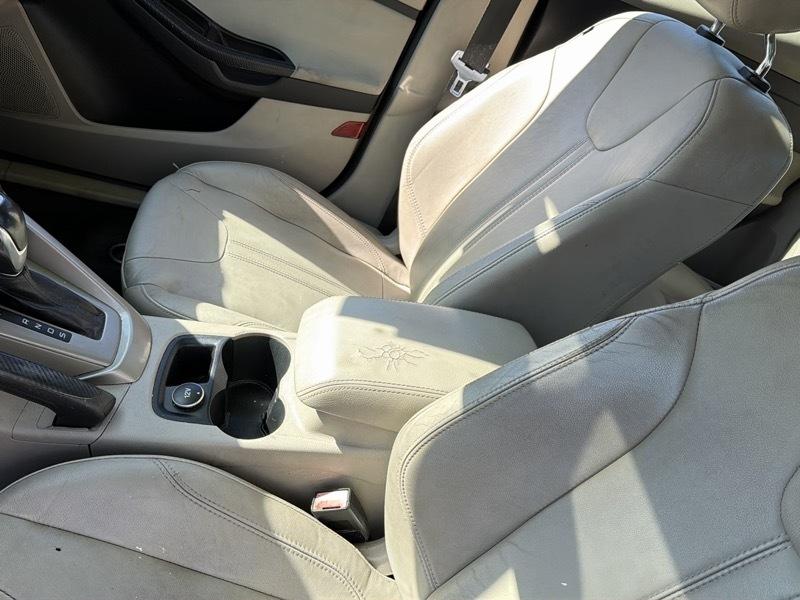 Ford Focus SEL 2012