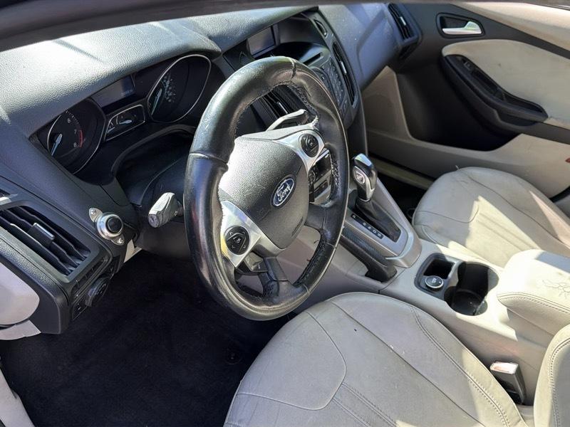 Ford Focus SEL 2012