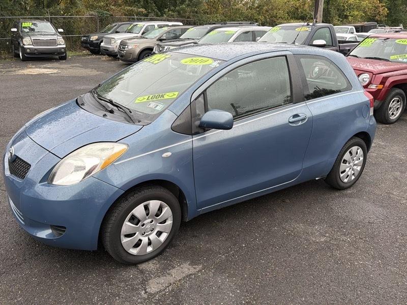 Toyota Yaris Liftback 3-Door MT 2010